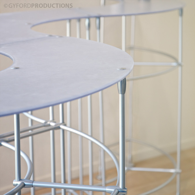 Curved Bar